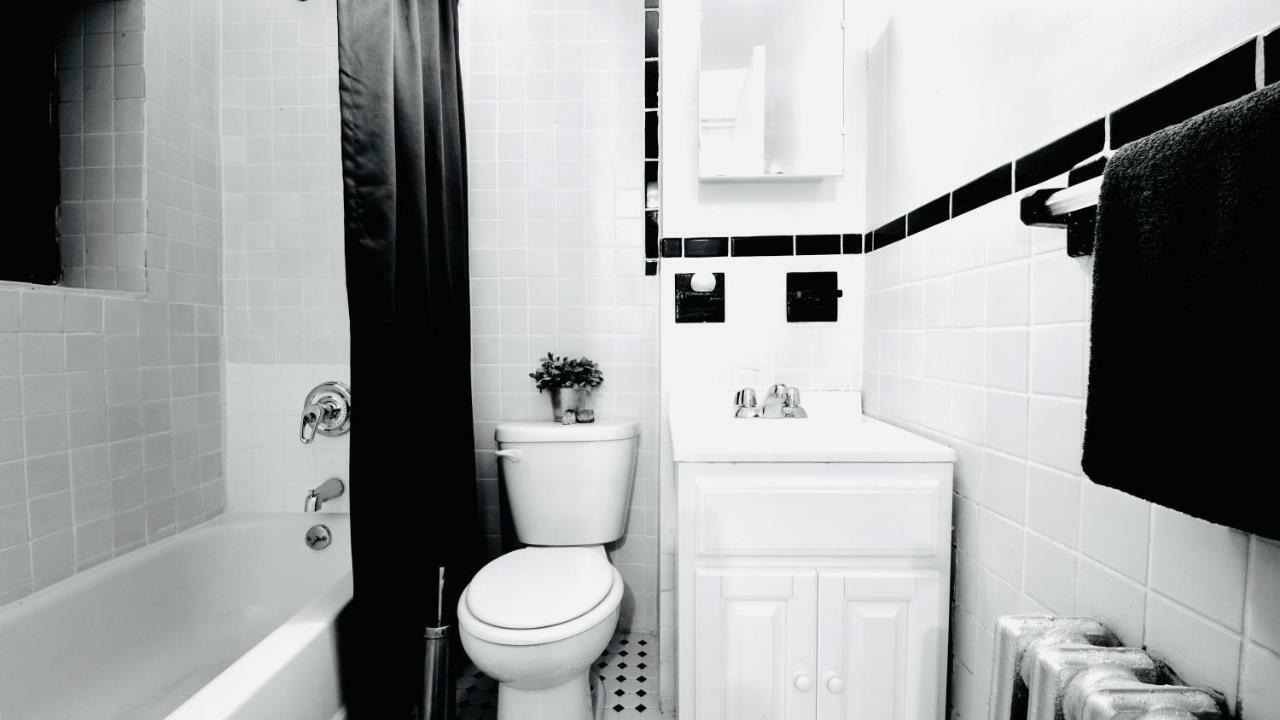 Times Square Manhattan - Private Room In 2 Bedroom Apartment นิวยอร์ก ภายนอก รูปภาพ